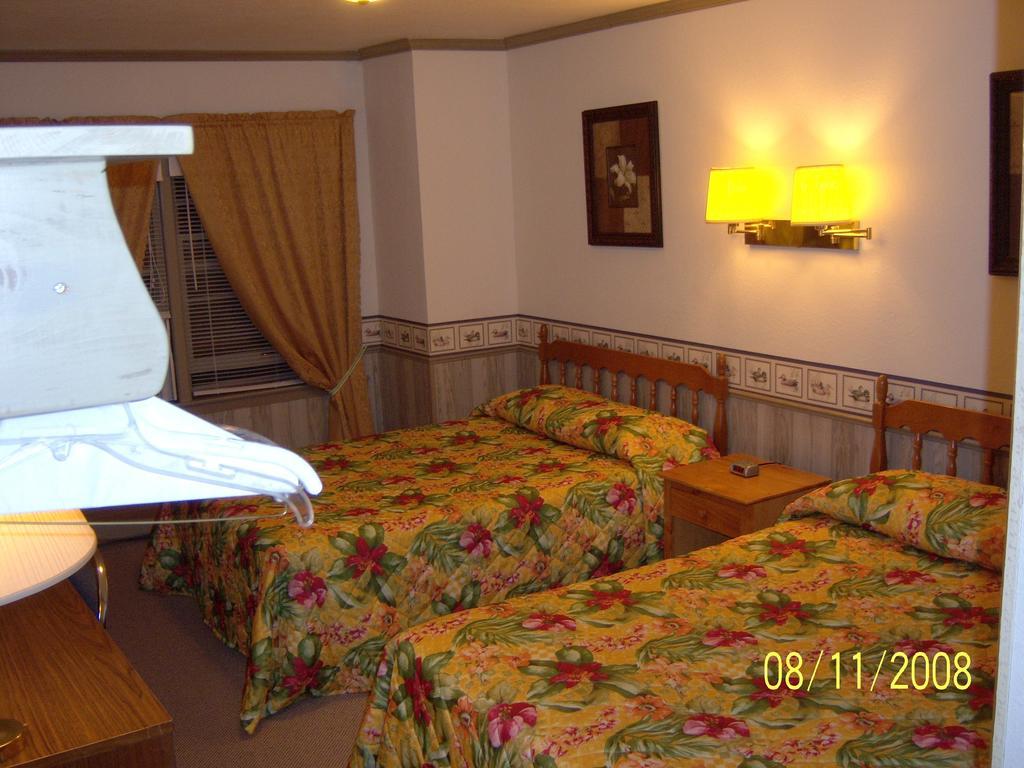 Travelers Inn Motel Eagle River Cameră foto